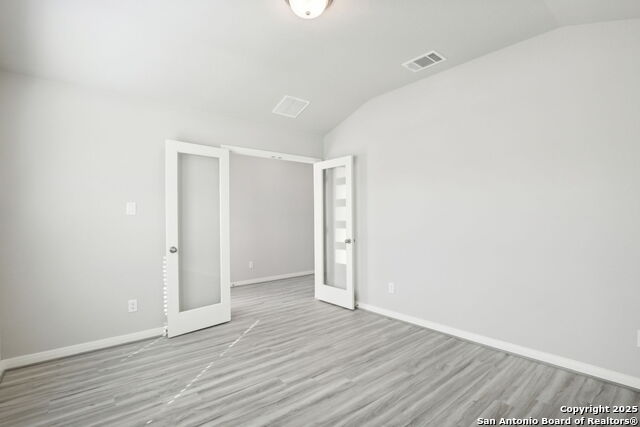 Listing photo id 18 for 16930 Blaise Terrace