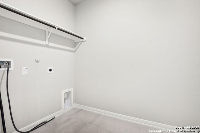 Listing photo id 19 for 16930 Blaise Terrace