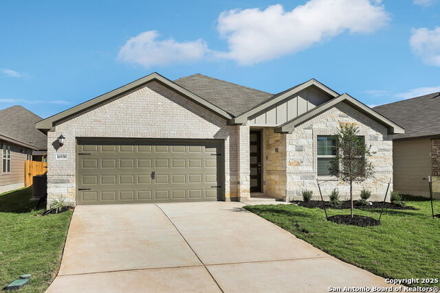 Listing photo id 1 for 16930 Blaise Terrace
