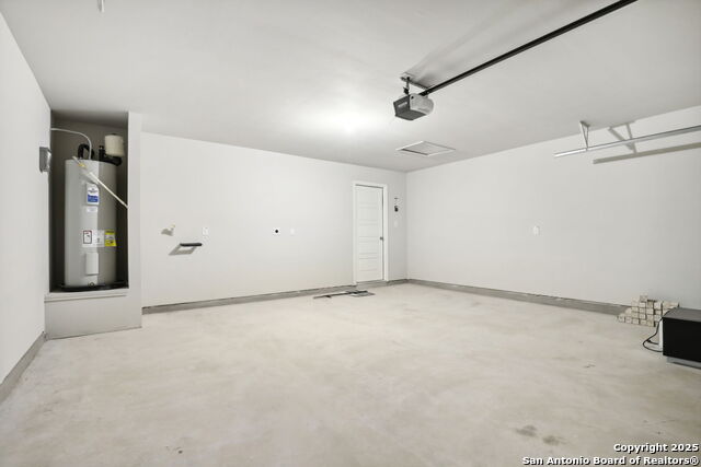 Listing photo id 34 for 16930 Blaise Terrace