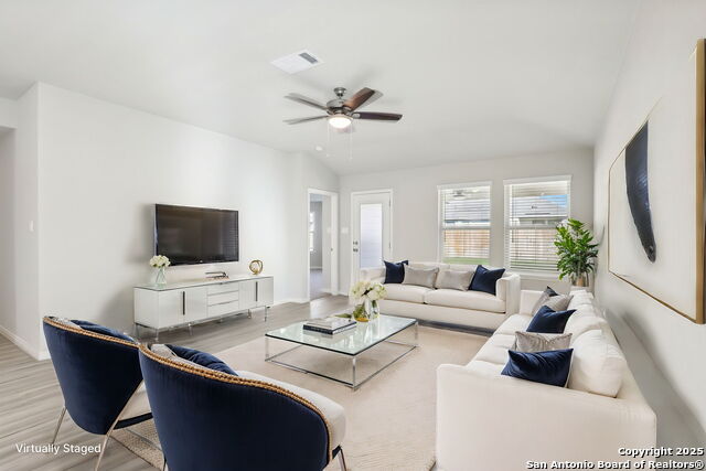 Listing photo id 4 for 16930 Blaise Terrace
