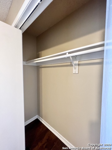 Image 12 of 16 For 4545 Hoeneke St  103