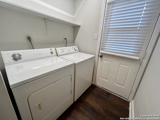 Image 13 of 16 For 4545 Hoeneke St  103