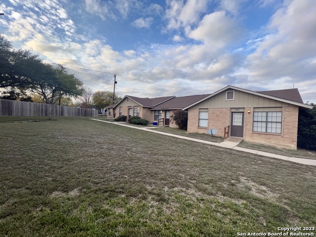 Image 2 of 16 For 4545 Hoeneke St  103