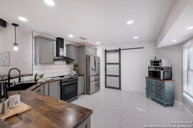 Image 13 of 30 For 8323 Terra Ferna