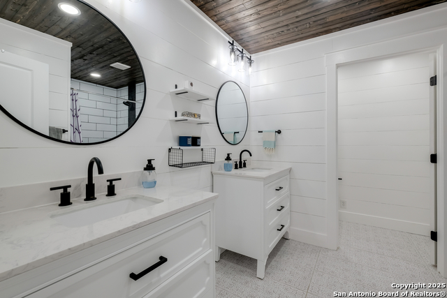 Image 17 of 30 For 8323 Terra Ferna
