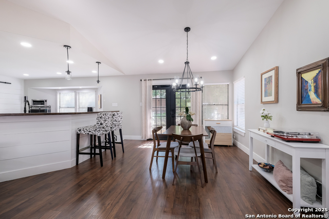 Image 6 of 30 For 8323 Terra Ferna