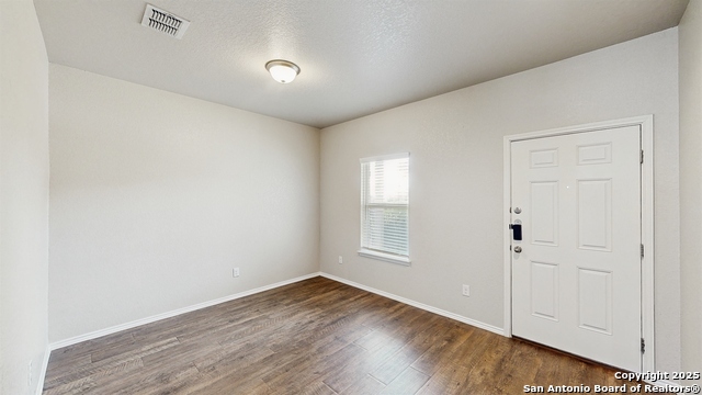 Image 4 of 22 For 7527 Twin Pine
