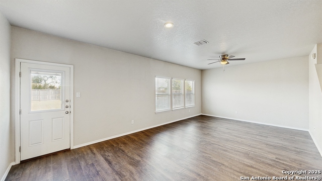 Image 6 of 22 For 7527 Twin Pine