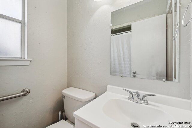 Image 28 of 31 For 312 Lori Lynn Dr