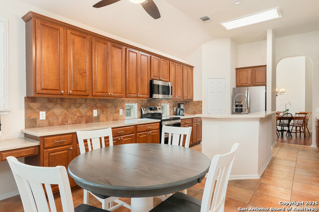 Image 10 of 28 For 148 Green Brook