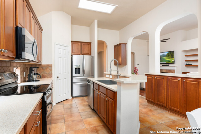 Image 11 of 28 For 148 Green Brook
