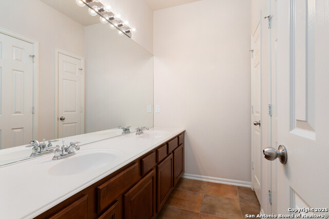 Image 15 of 28 For 148 Green Brook