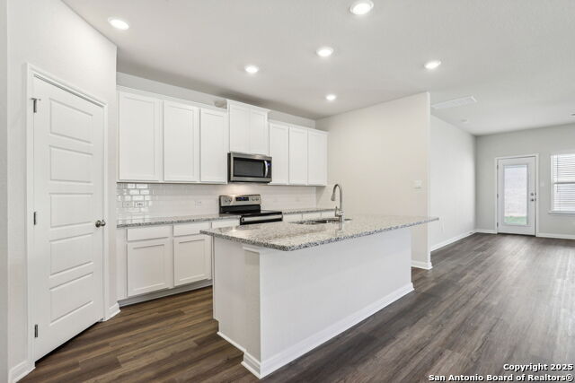 Image 16 of 50 For 251 Cherry Creek
