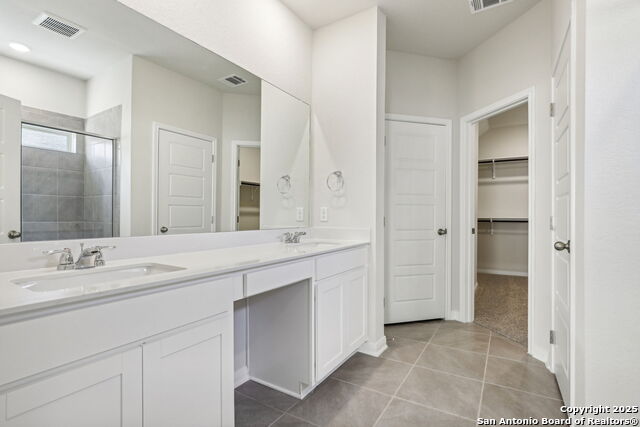 Image 31 of 50 For 251 Cherry Creek