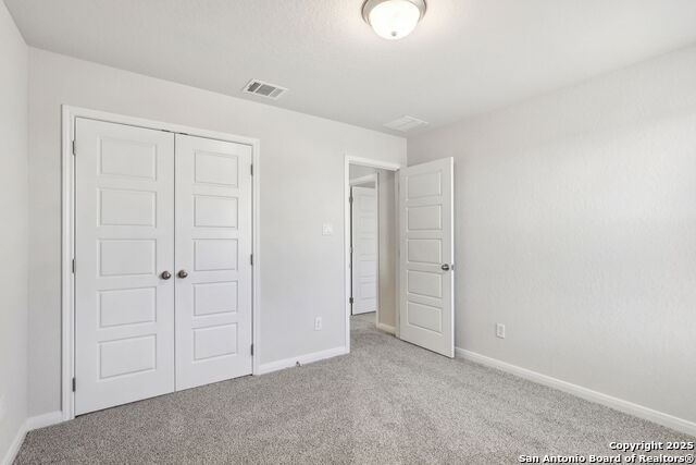 Image 41 of 50 For 251 Cherry Creek