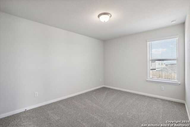 Image 42 of 50 For 251 Cherry Creek