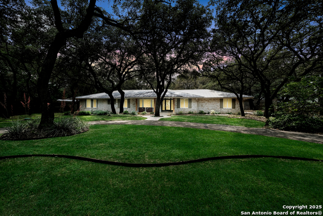 Listing photo id 22 for 11105 Vance Jackson