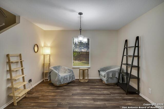 Image 8 of 27 For 8422 Parkdale