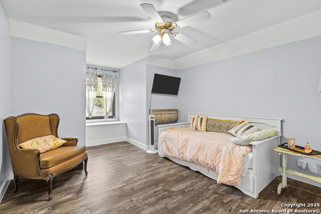 Image 35 of 40 For 15624 Ashton Wood