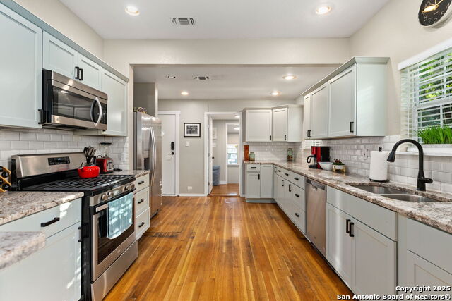Image 11 of 45 For 510 Highland Blvd W