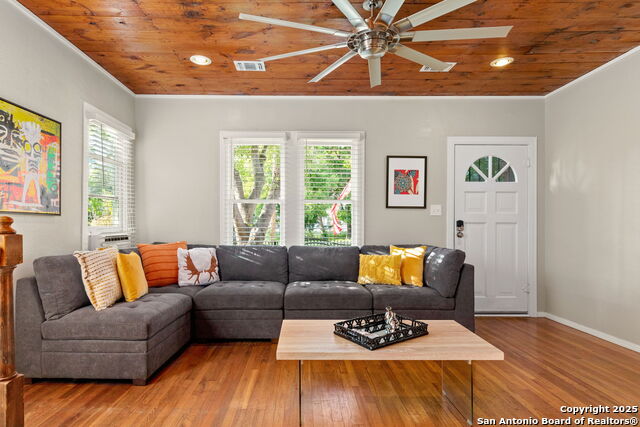 Image 6 of 45 For 510 Highland Blvd W