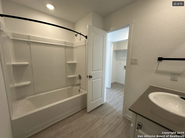 Image 19 of 26 For 5234 Whirling Way