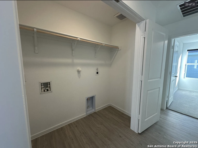 Image 20 of 26 For 5234 Whirling Way