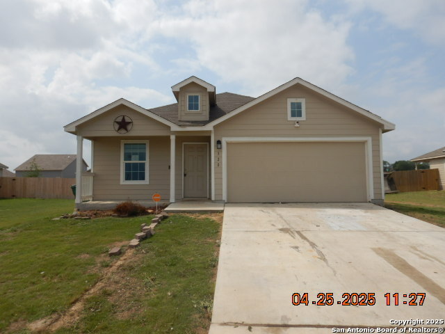 Details for 320 Agave Circle, Jourdanton, TX 78026
