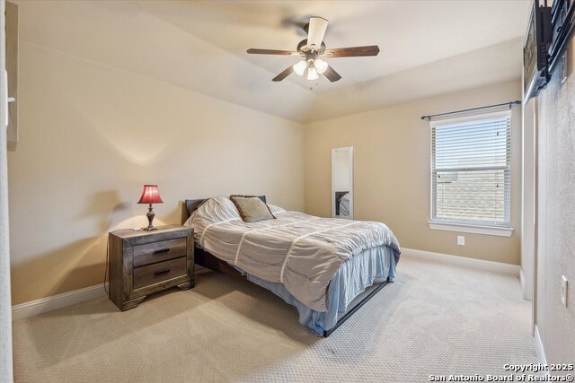 Image 46 of 59 For 524 Grove Bend
