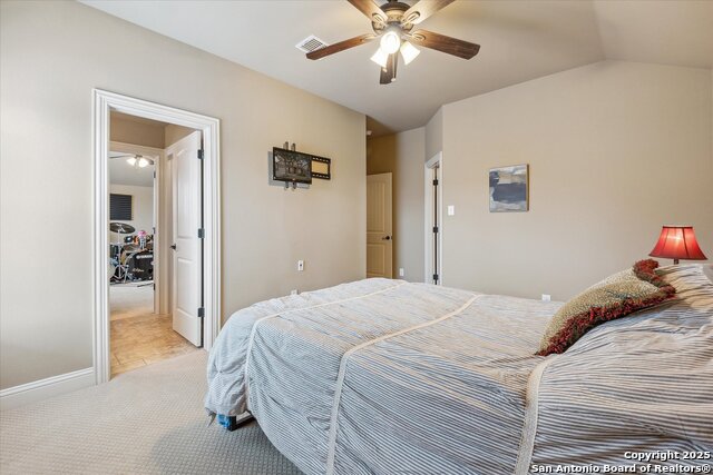 Image 47 of 59 For 524 Grove Bend