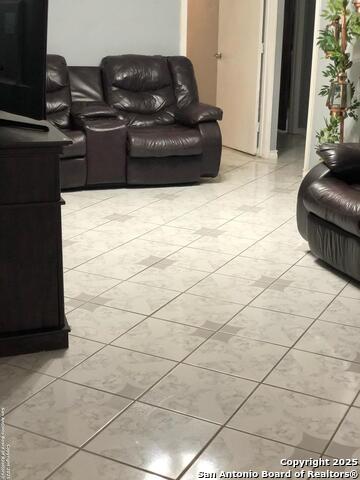 Listing photo id 5 for 8579 Cr 1839