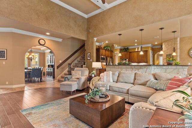 Image 9 of 42 For 627 Reenie Way