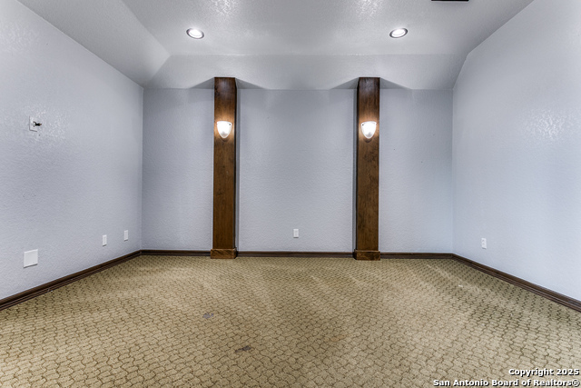Image 22 of 36 For 8826 Falcon Place