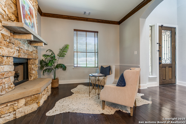 Image 6 of 36 For 8826 Falcon Place