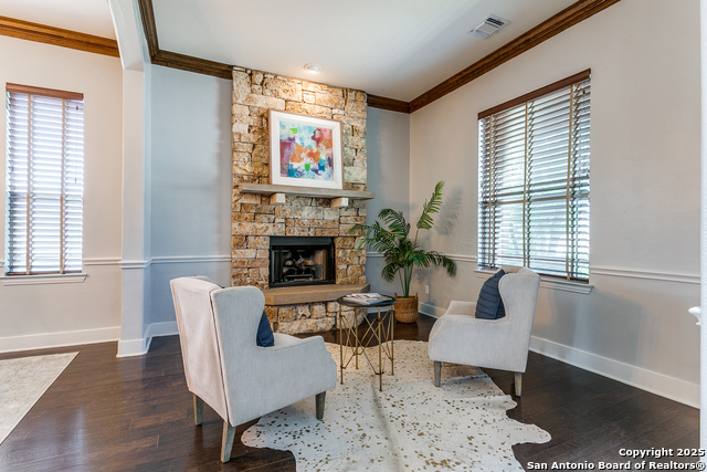 Image 7 of 36 For 8826 Falcon Place