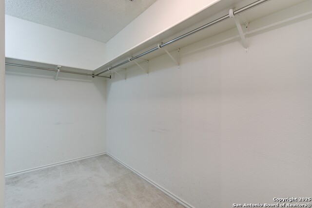 Image 17 of 26 For 10126 Silver Park