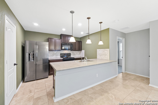 Image 10 of 29 For 4424 Donley Bayou
