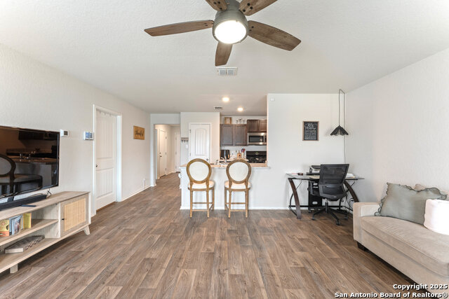 Image 13 of 23 For 9619 Hayden Sedge