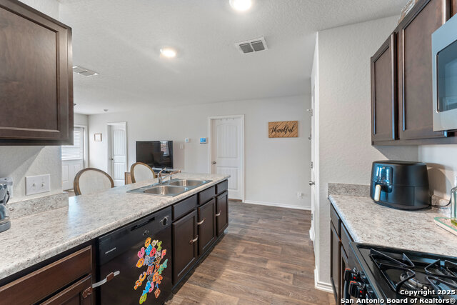 Image 18 of 23 For 9619 Hayden Sedge