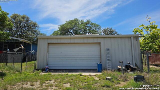 Image 12 of 46 For 1879 Forest Trail Dr