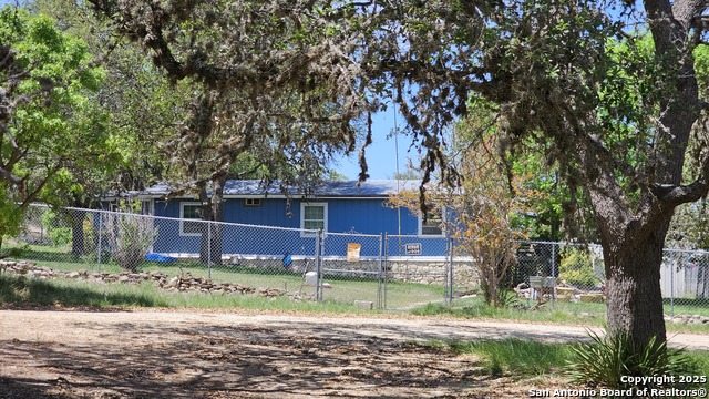 Image 17 of 46 For 1879 Forest Trail Dr