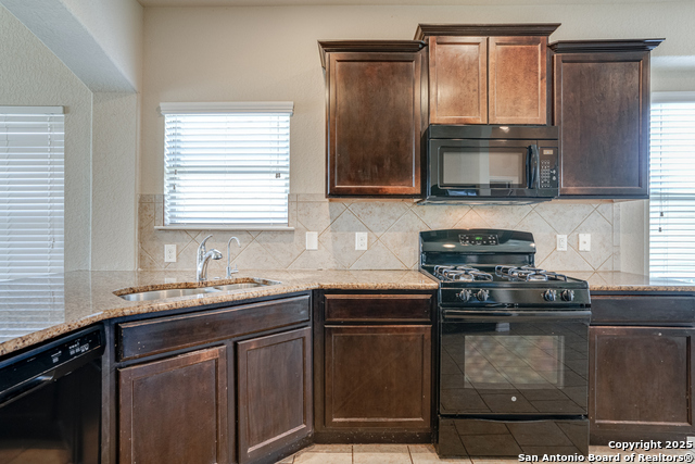 Image 11 of 19 For 9819 Marbach Crest