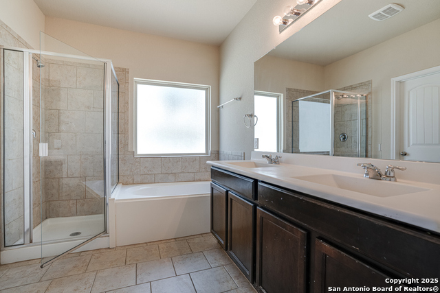 Image 15 of 19 For 9819 Marbach Crest