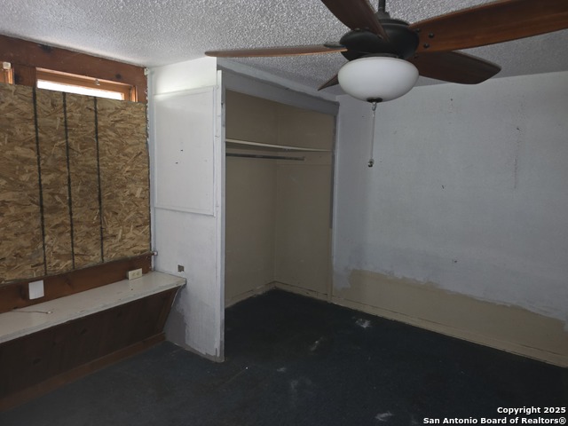 Listing photo id 20 for 130 E Harding