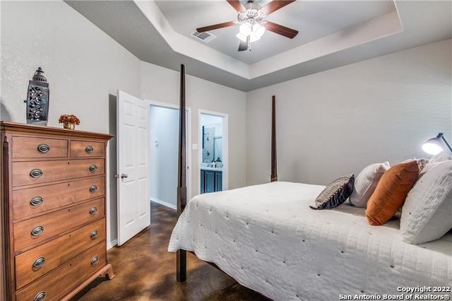 Image 11 of 17 For 626 Heathers Way