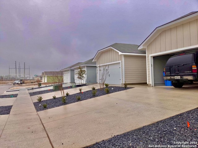 Image 16 of 17 For 626 Heathers Way