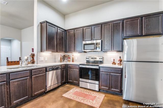 Image 8 of 17 For 626 Heathers Way