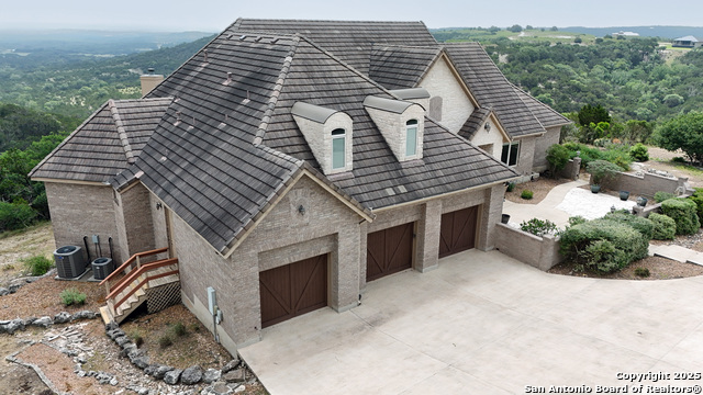 Listing photo id 4 for 108 Morningview