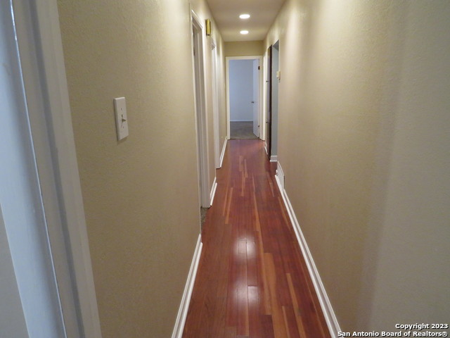 Image 11 of 22 For 331 Trafalgar Rd